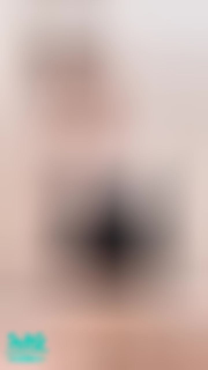 cartiernn : 弄完棒棒濕成了一片💦騎乘在上面快速的弄弄🔞淋漓盡致的摩擦著
