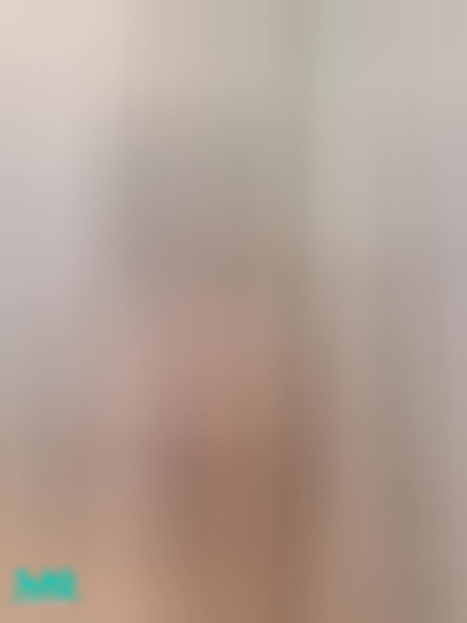 cynthia_lasy : 午安
終於把衣服拍完要去吃飯了
你吃飯了嗎？
這件平口上衣之前出去玩都會穿🥲
好想再出去玩