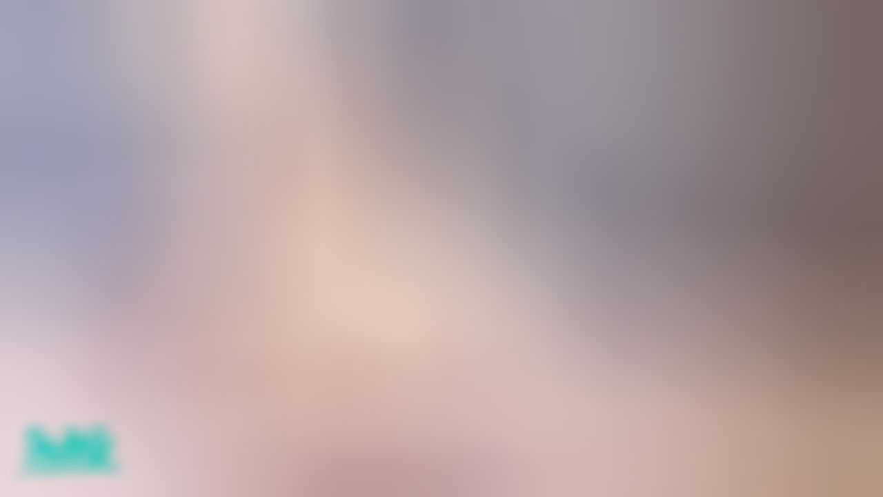  : 哥哥愛的姿勢😈把腿抓高高..抽插到床要崩了