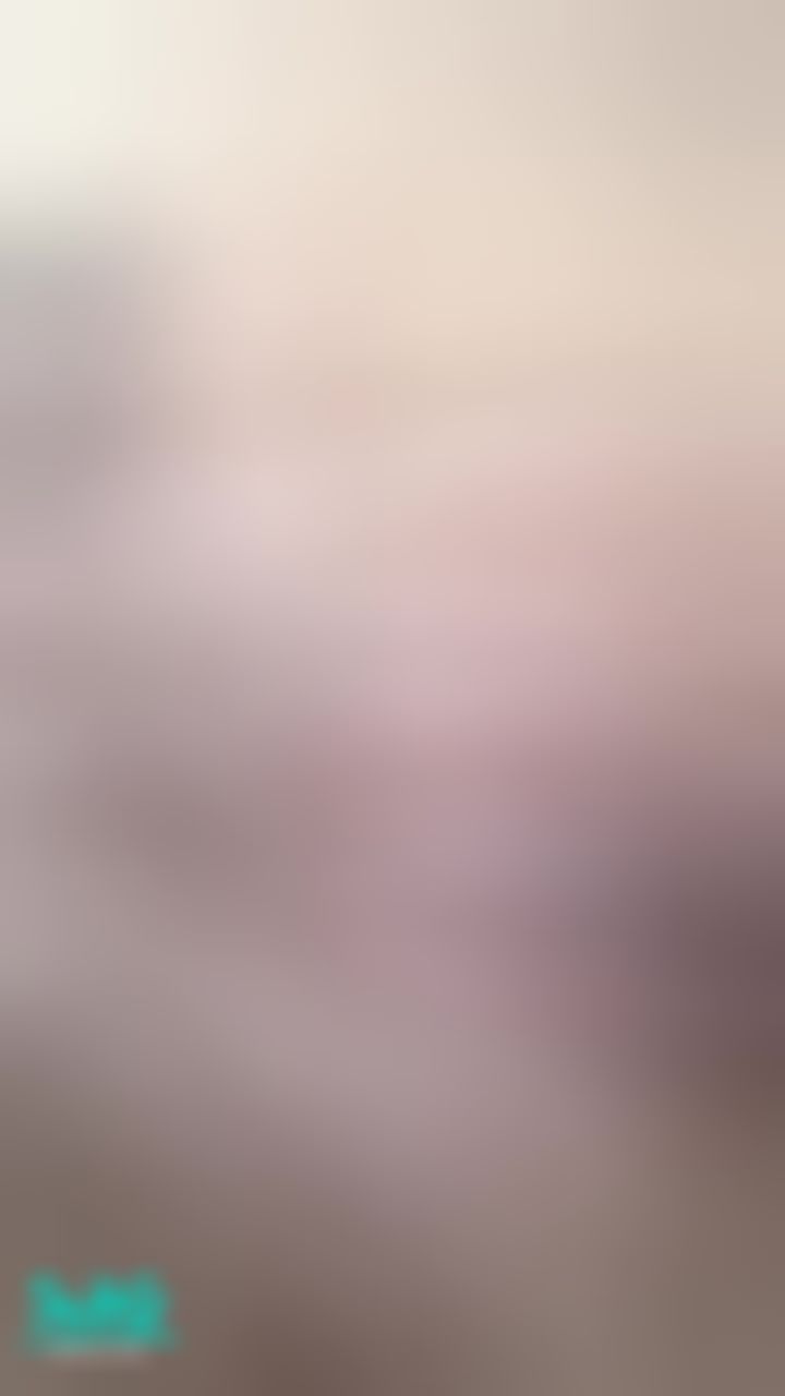 miyukibaby : 全裸沒穿誘惑你👅👅👅這樣掰開小穴想要你舔舔🙈👉🏻👌🏻💋