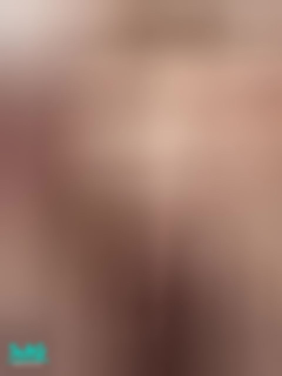  : 正面掰開濕潤小穴抽插慰慰長片