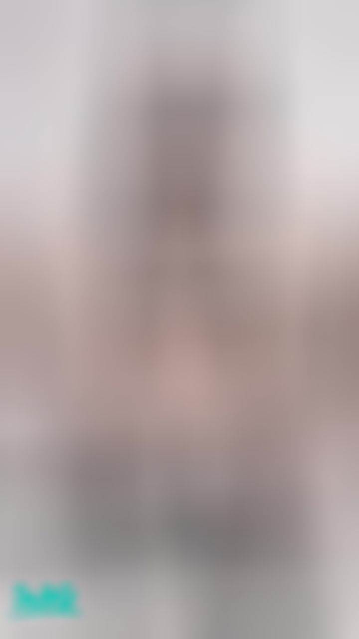 miyukibaby : 🔥椅子上腿開開誘惑🔥開檔網襪、美腿高跟鞋👠超色的🫣