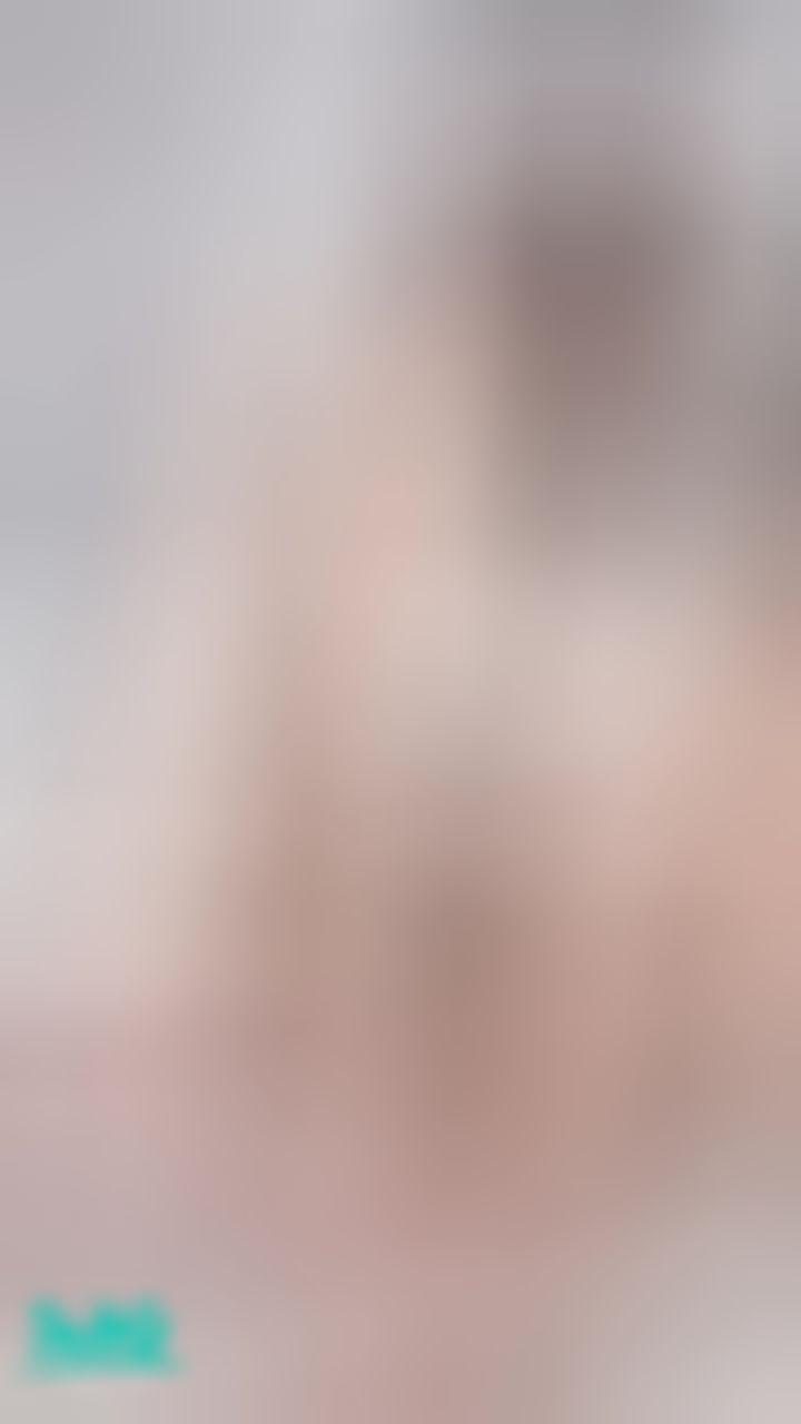 miyukibaby : 在椅子上盡情玩棒棒🍌🍌⬆️🔥💦😳最喜歡我踩踩戀足了🦶🏻