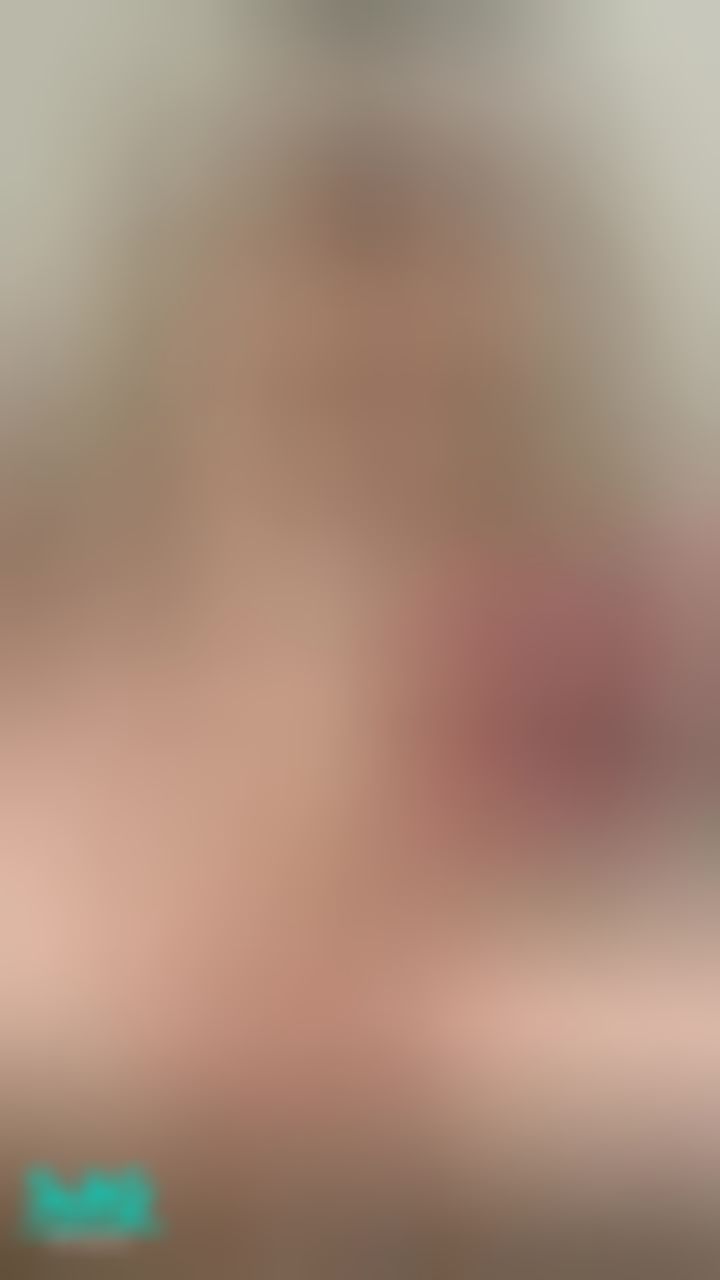 maryjanee : Spray water moment and pussy white cum! 💕Epic moment💕