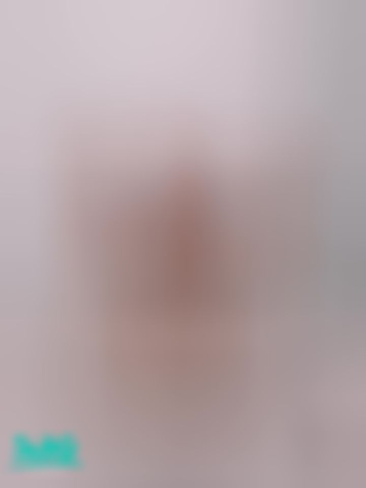 sexyylady : 黑丝性感的小姐姐露鲍鱼，露大长腿