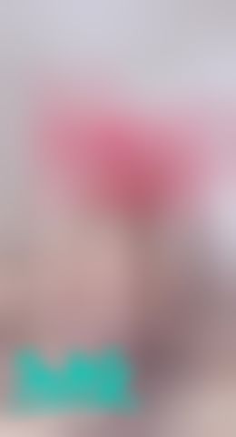 cartiernn : 玩弄另類情趣🤫調皮的吸吸又舔舔哥哥的..🔞喜歡這樣嗎～私