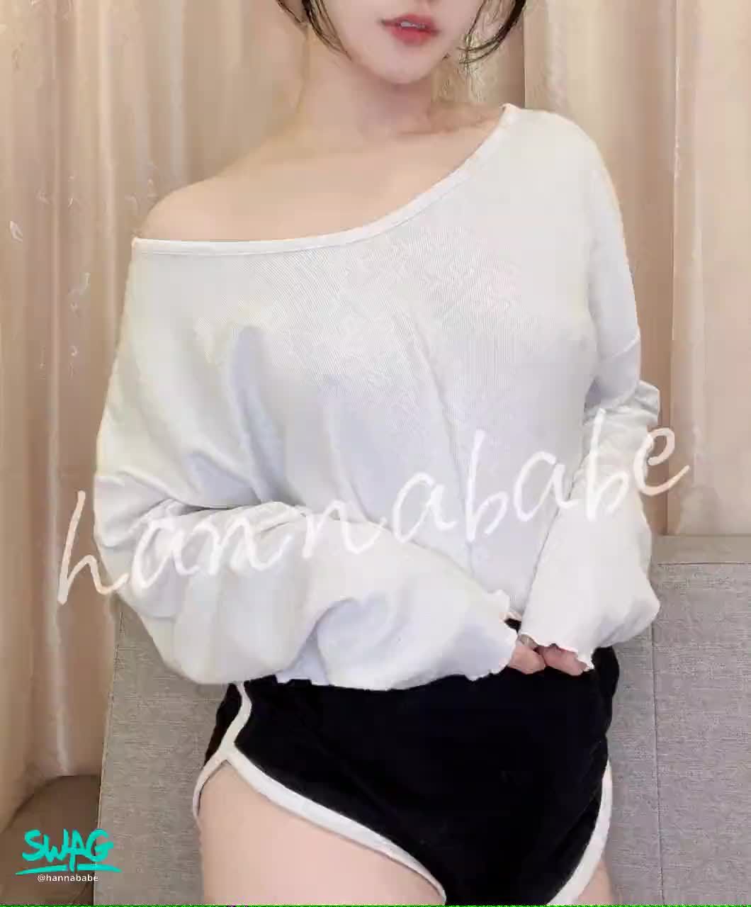 hannababe : 你會多看我幾眼嗎😜