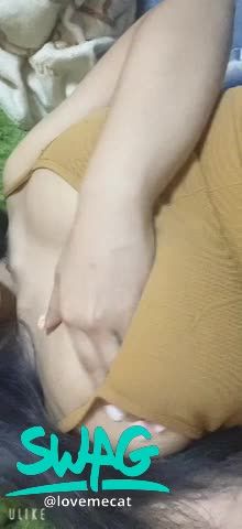 lovemecat : 貓奶色誘
一早乳頭就激凸？！