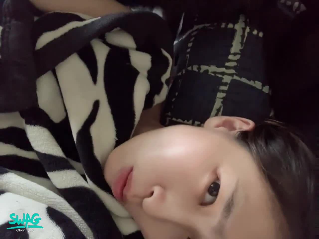 bonnybb : 臭傢伙們🥲