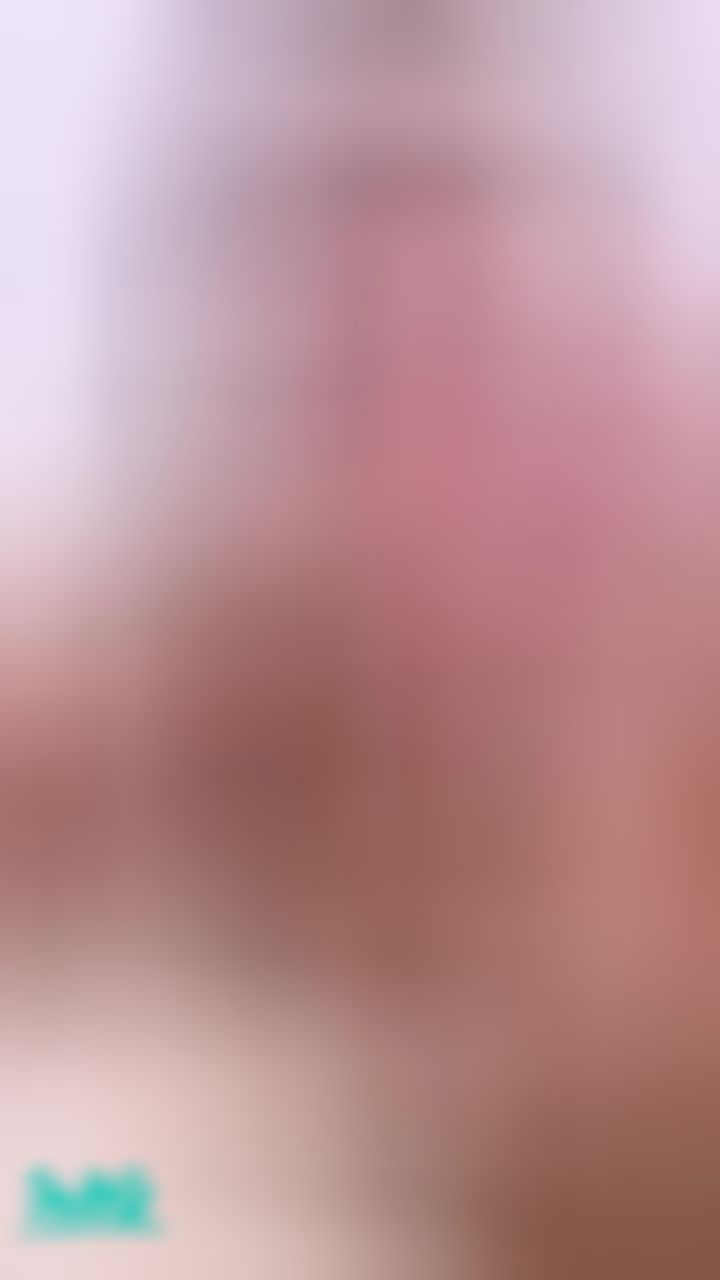 r*******m : mmm hot play with boobs and pussy