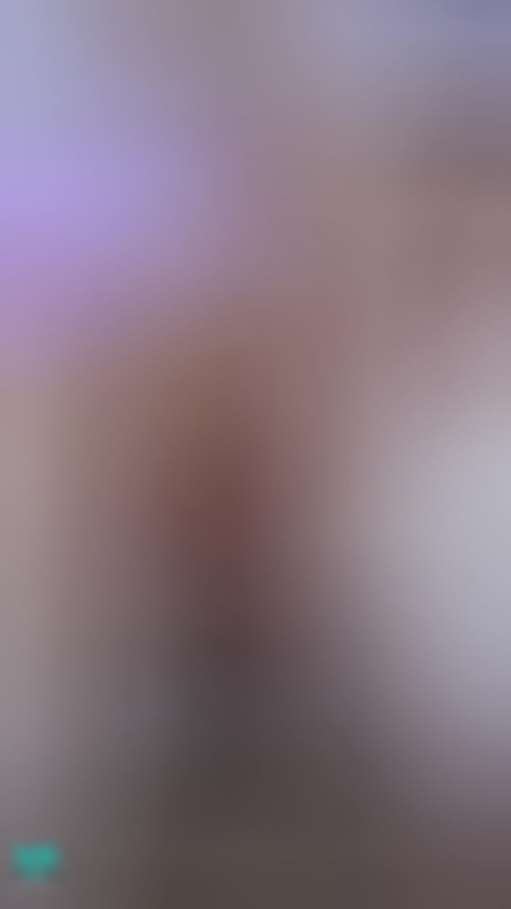 brillianna : pink pussy show