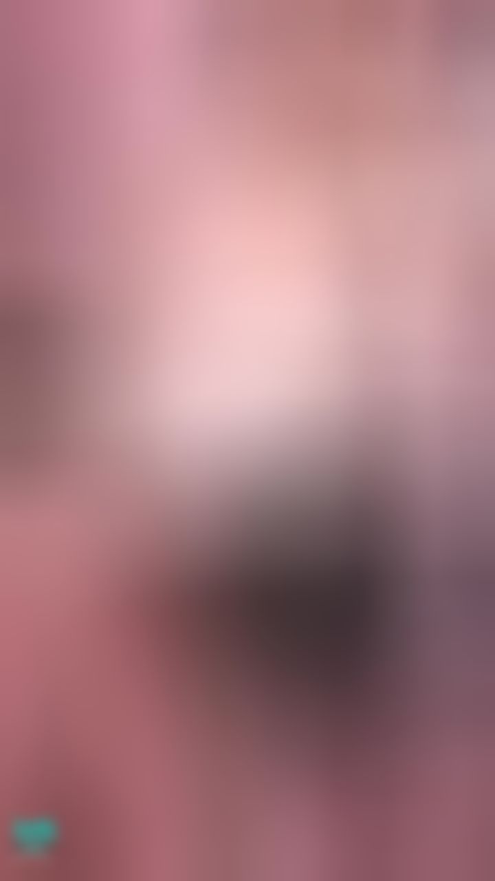 linlinbebe : 性感俏秘書上線了😘