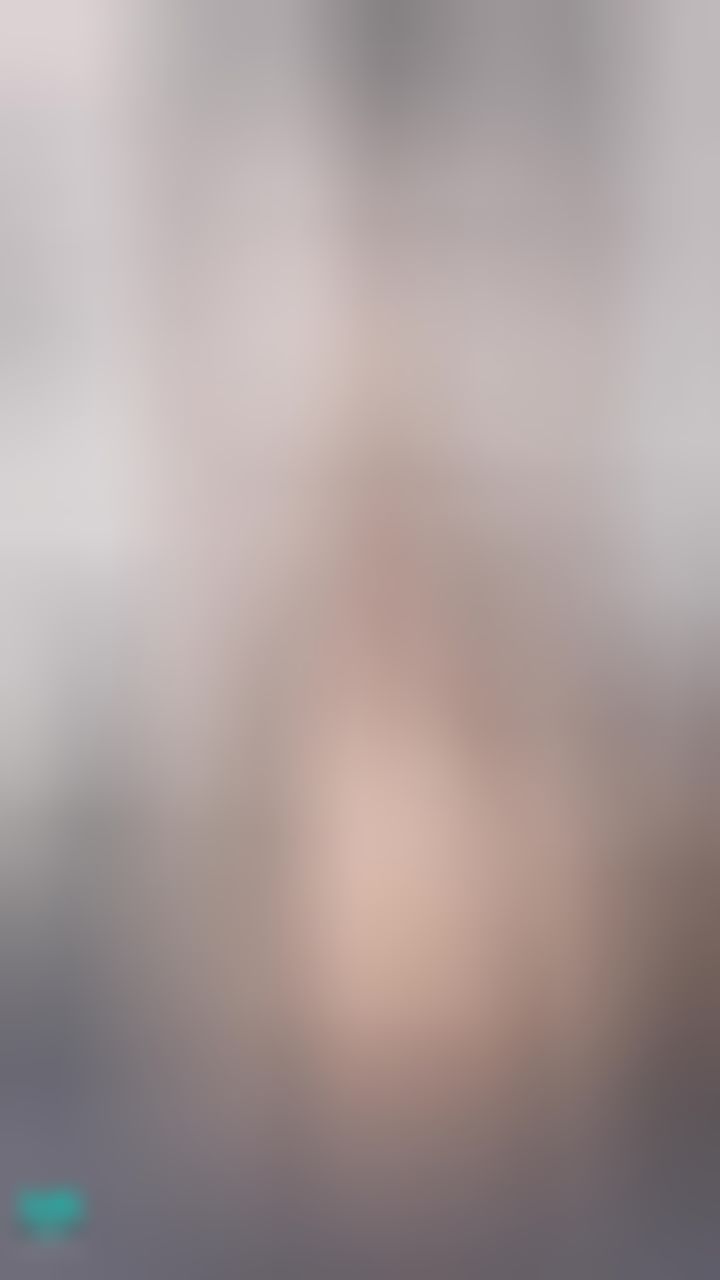 miyukibaby : 抬腿掰穴誘惑👉🏻👌🏻👅😳💦想要插進來🔞