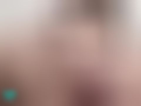 c********y : 77的穴穴突然好濕💦💦 因為好想要被哥哥的大肉棒調教💦💦