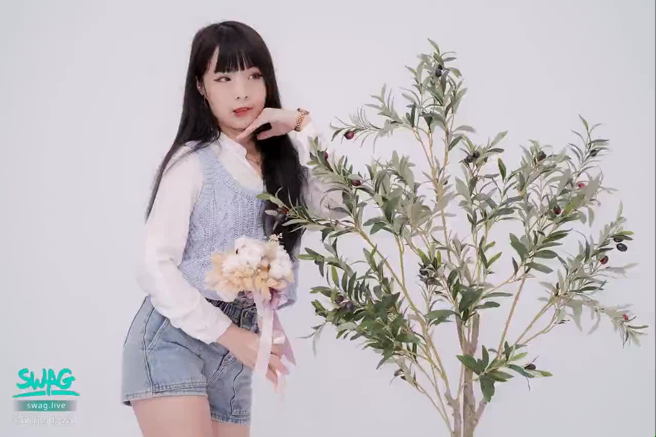 angeldown : 看起來很無害的清純阿天😲💕