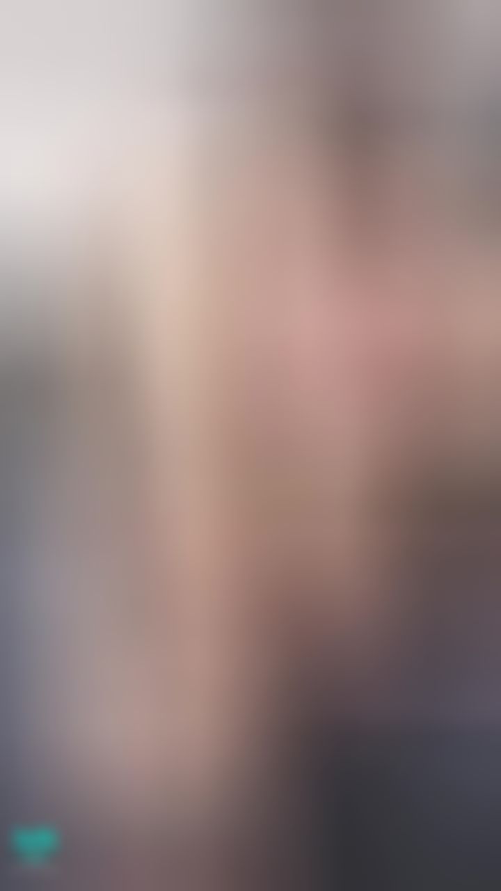 miyukibaby : 美趾穿襪襪🙈🦶🏻❤️喜歡我的短襪長腿嗎？
#sexy#性感#可愛#露臉#雙馬尾#背心#生活#騷#戀足