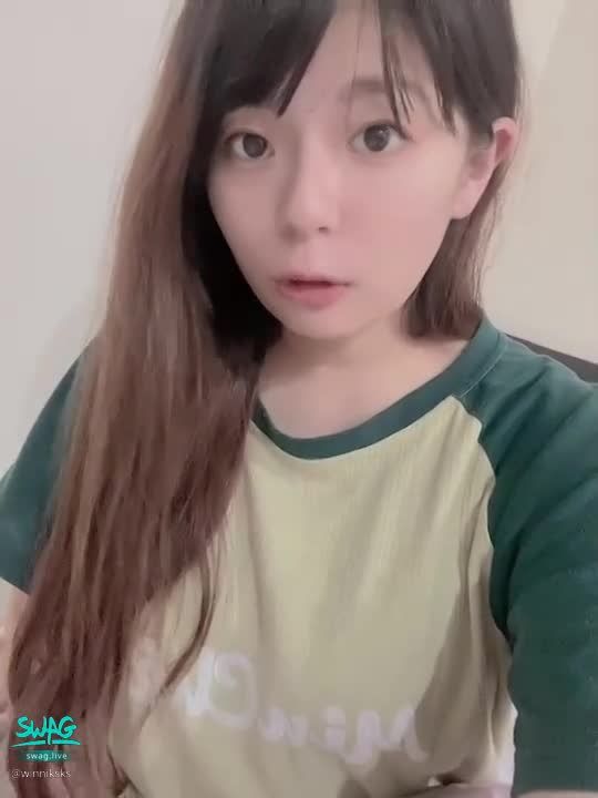 w*******s : 大家要來看維尼哦🥰
#維尼 #新人 #日常 #童顏 #巨乳