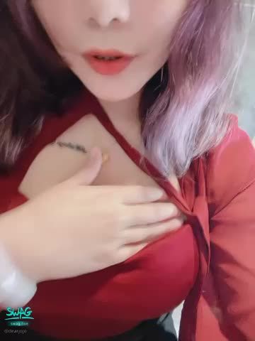 dearjojo : 氣質JoJo
如果喜歡這麼騷的JoJo是不是該支持一下🥴

#大奶 #騷 #性感
