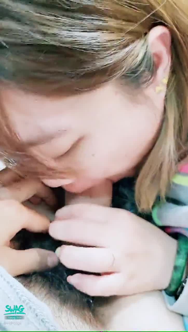 doironge : 哥哥的棒棒太長，吃不了整支🥺
kitty會努力幫哥哥吃掉整支的🥺
#口交
