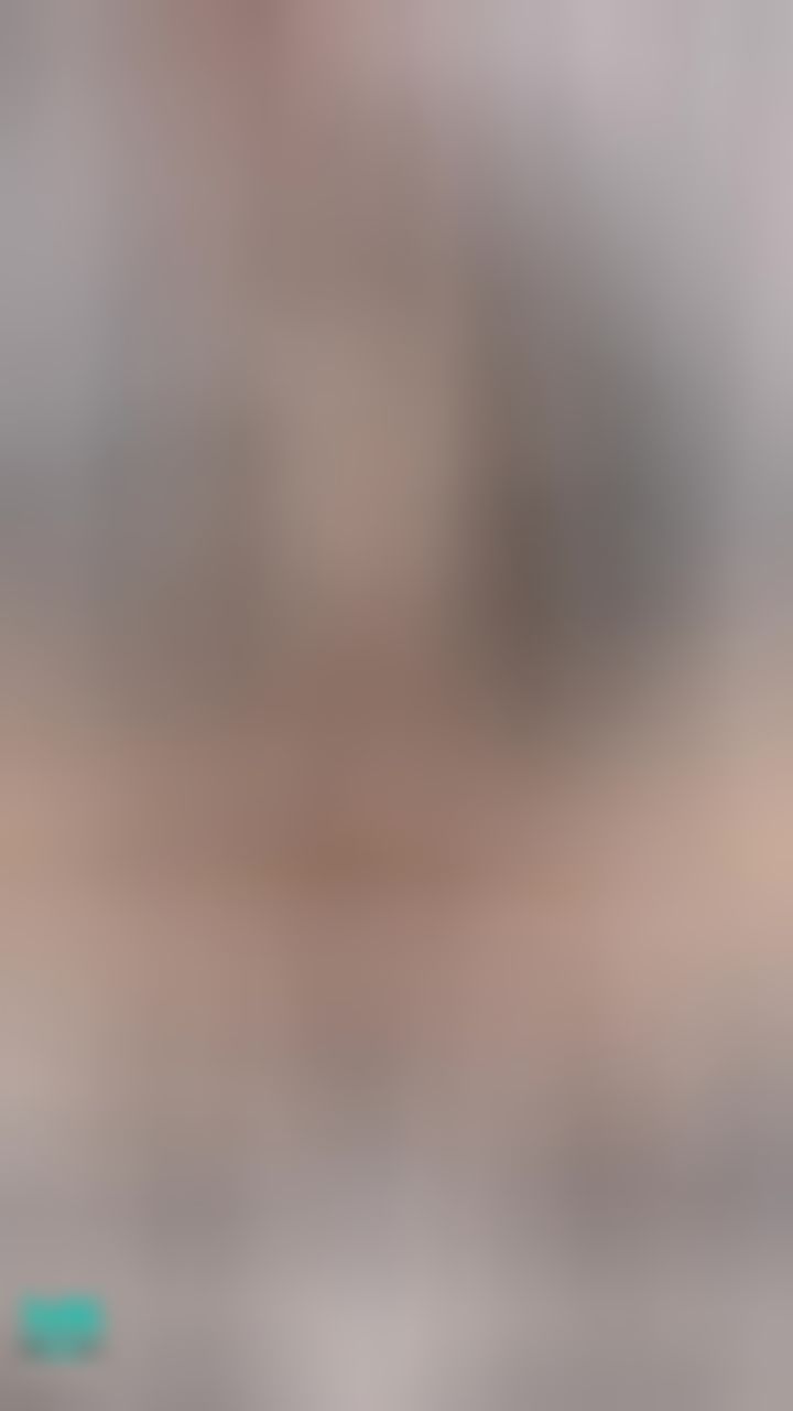 miyukibaby : 最喜歡這樣幫哥哥搖出來😍😍看我有多會搖揉奶讓你射在裡面‼️👉🏻👌🏻💦
#sexy#性感#長腿#腿控#生活#騷#m字腿#女上位#露臉#露點#揉奶