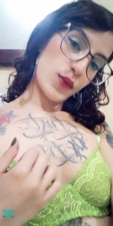 nikkiss_ : Me
Hey