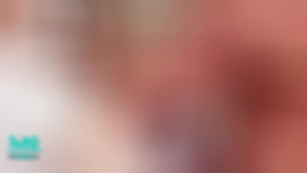 mumuq : 小狗跪姿生中出🔥這麼激烈抽插⋯小穴真的要壞了拉😨😨
幹太激烈 精液直接射在子宮深處⋯慘了 會不會懷孕呀⁉️😱