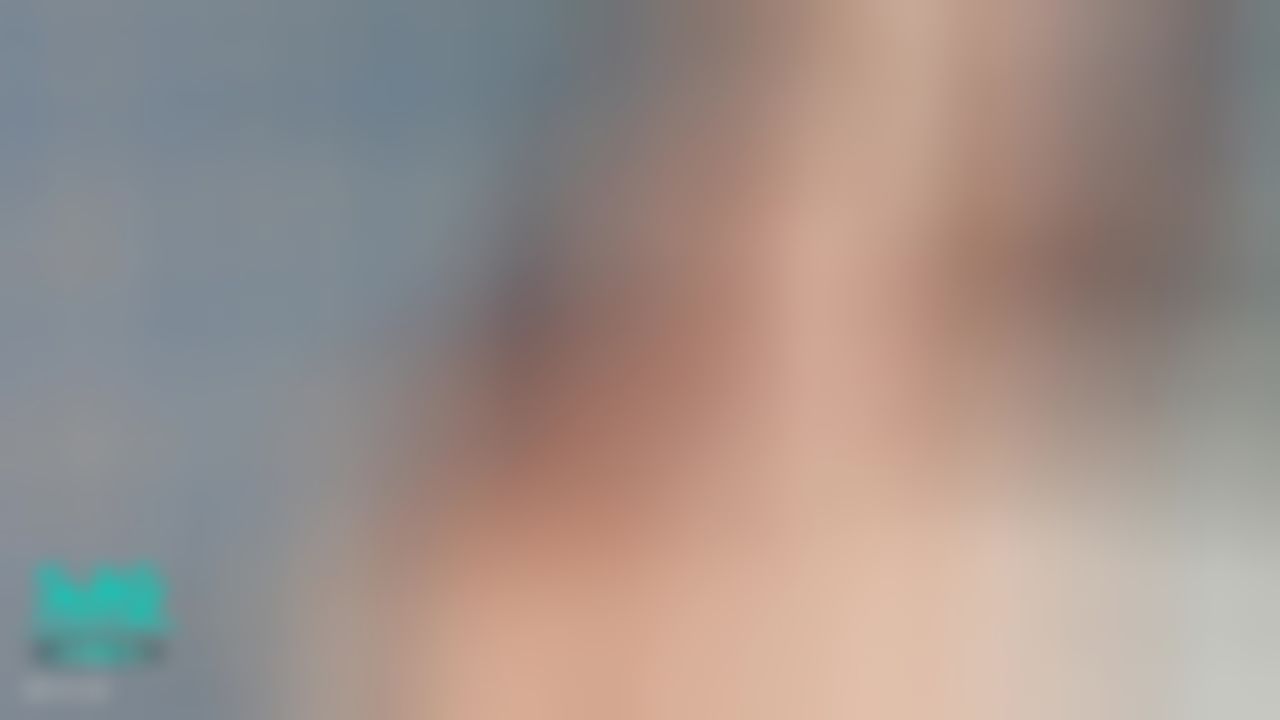 miind : I masturbated until I squirted so far away.😝💦🤤