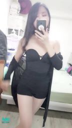 janicee : 性感黑馬甲👀領口的交叉💋
撥撥頭髮,穿著膚色絲襪的美腿😈
罩衫與極短褲♥️
Sexy corset💓
絲襪控在哪呢?
#馬甲 #美腿 #短褲 #低胸 #爆乳 #性感 #膚絲 #絲襪 #sexy #長髮 #corset #鎖骨