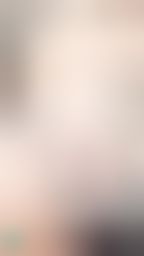 l*******e : 特寫🔞白虎一線鮑好色😈😈😈
沒有人可以抵擋的了吧❤️
快私訊我更認識我啦💋💋💋
#liyunbabe #雲妃 #巨乳 #蕾絲 #內衣褲 #白虎 #一線鮑