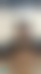 kikilinbabe : 公廁裡偷偷掏奶出來擠乳汁給你舔舔
