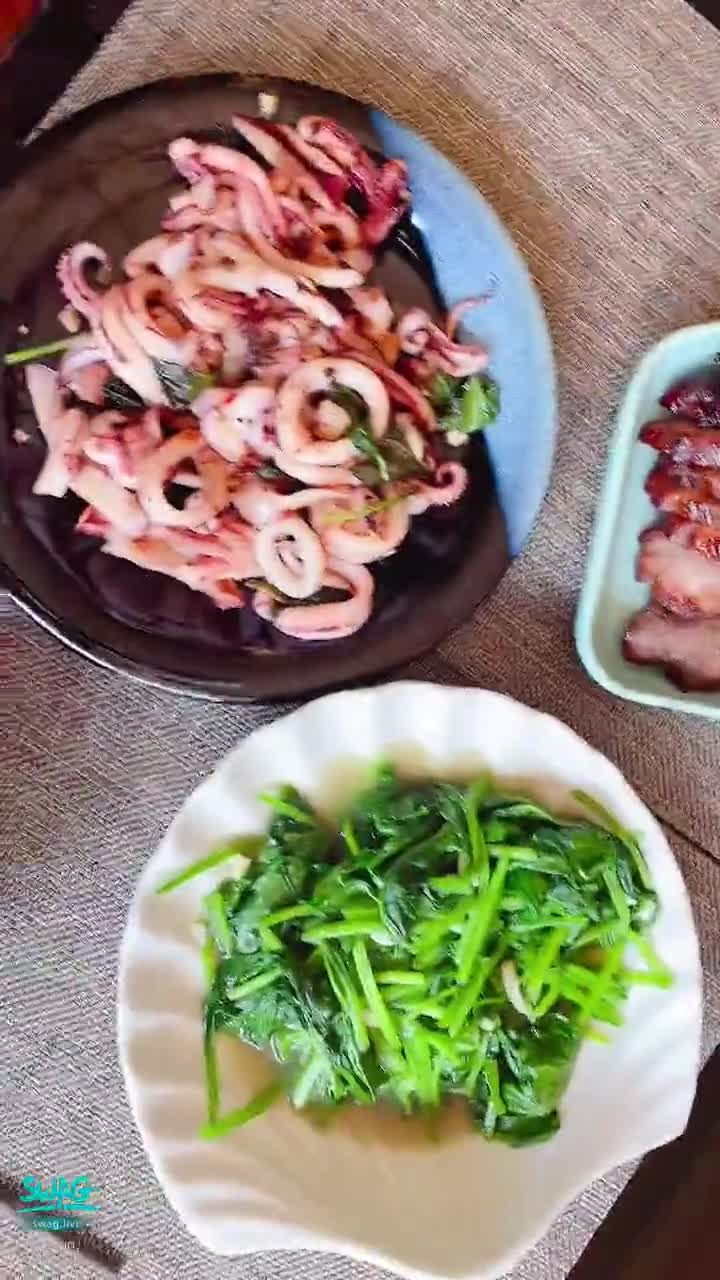 mumuq : 看看我今天煮什麼😝😝