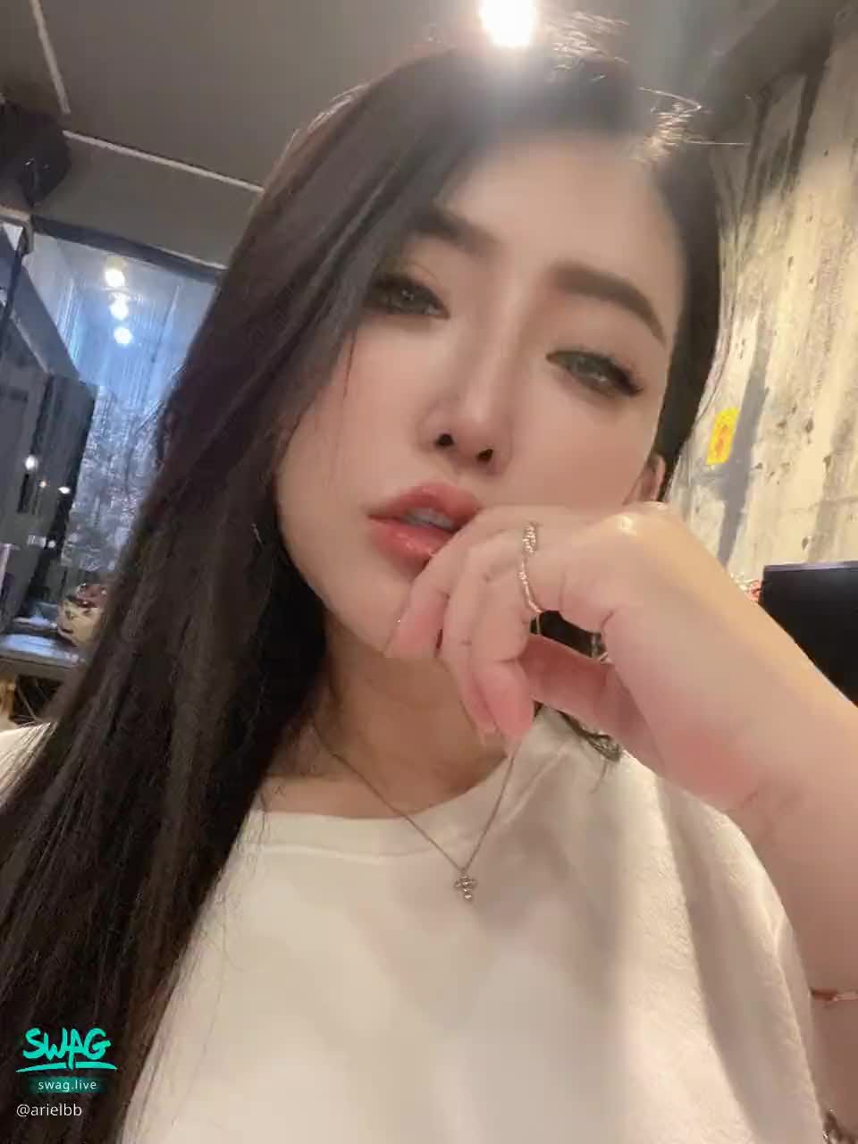  : 💗 You don't have to be nice, as long as I like it 😊

#純約會特價中
#長腿
#愛子
#大奶
#潮吹女王