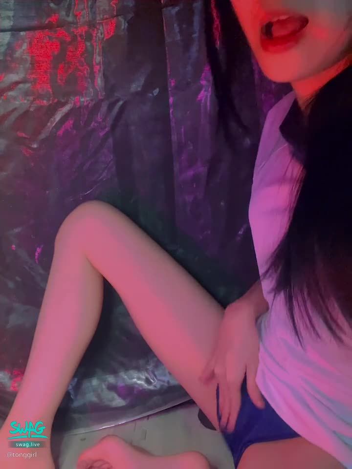  : Babe Nana wants tonight
Sudden horny little yelp
#娜娜 #自衛 #性感 #誘惑
