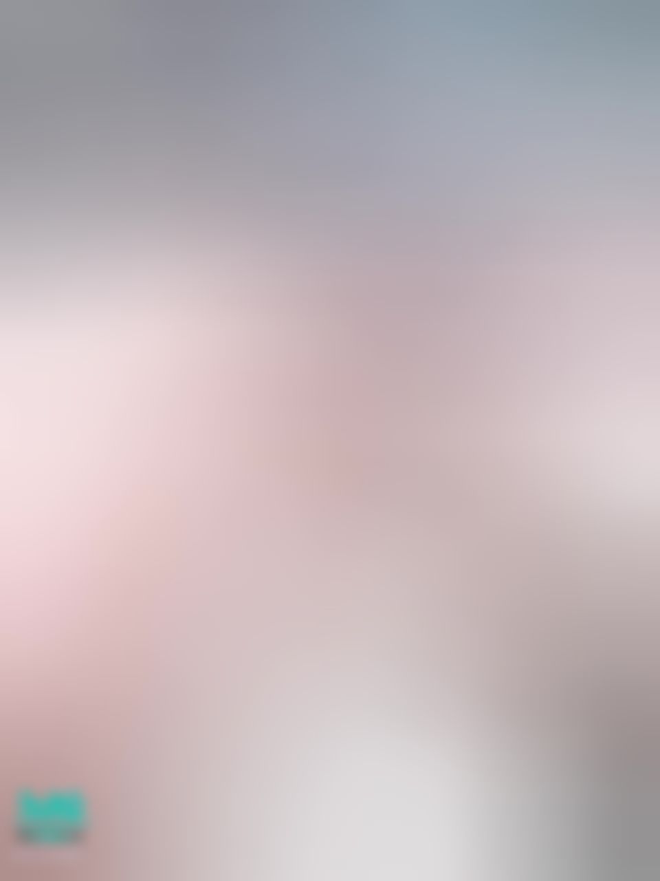 nanababe : 噓⋯⋯旁邊有人 露奶要小心🥺