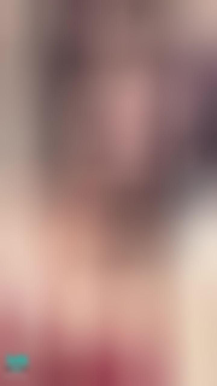 kathyicup : 凱西祝我的粉絲觀眾朋友們聖誕快樂❤️以後也要繼續愛著我，把滾燙的精液都貢獻給我唷😈💦🍆❤️
 #爆乳 #巨乳 #露點 #肉感 #大腿 #揉奶 #淫女 #痴女