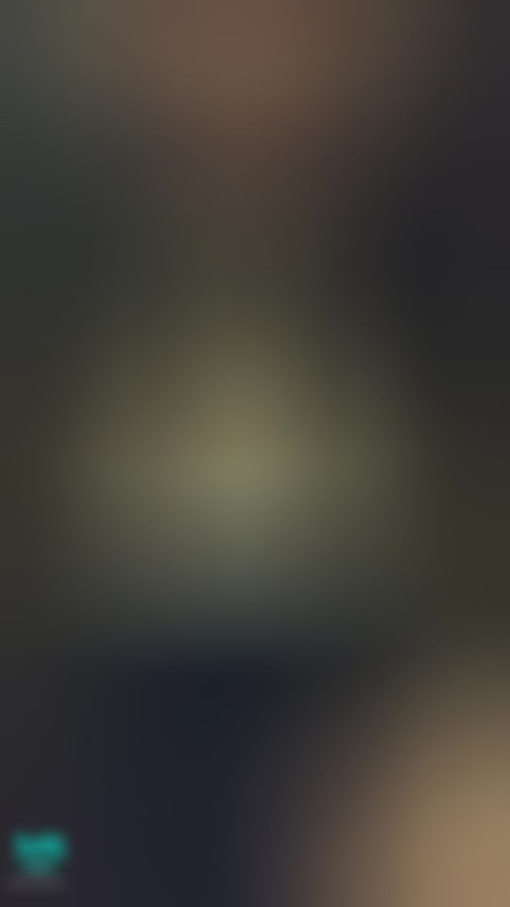 cocolunna : 晚上自己一个人在房间的时候🙈🙈 
想着给棒棒舔舔就会伸出色色的舌头👅 然后就要诱惑让你把棒棒插进来让妹妹吃饱饱