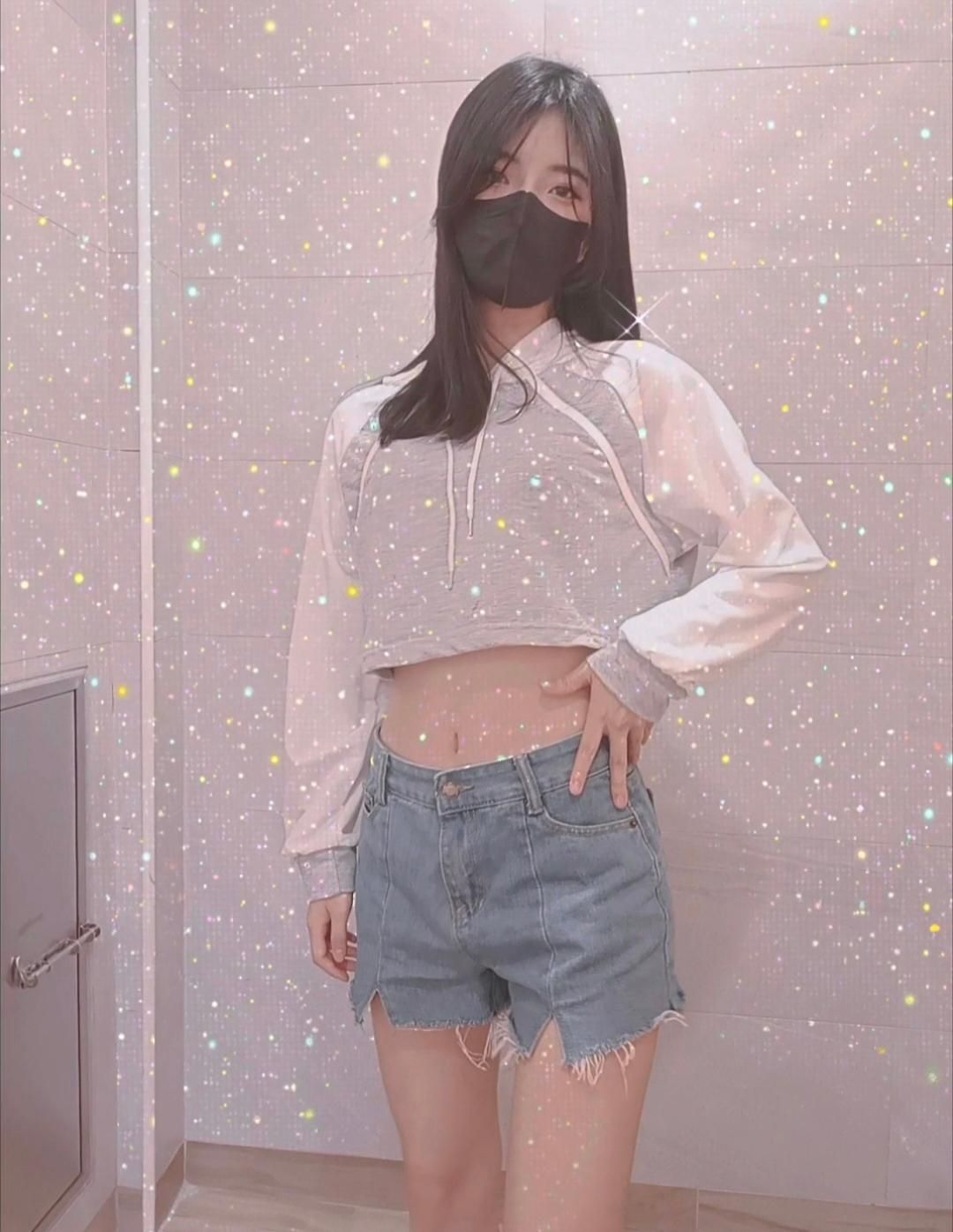 annie_lovely : 這腰夠會搖吧？😈
#sexy