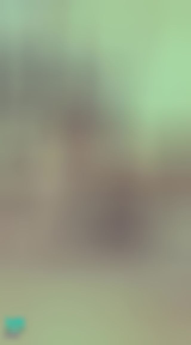  : 地板上的睡衣少女
