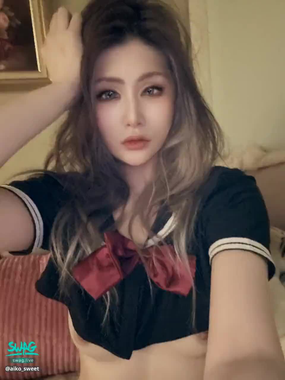 a********t : 不良少女😈新粉請追蹤會有小禮物🎁