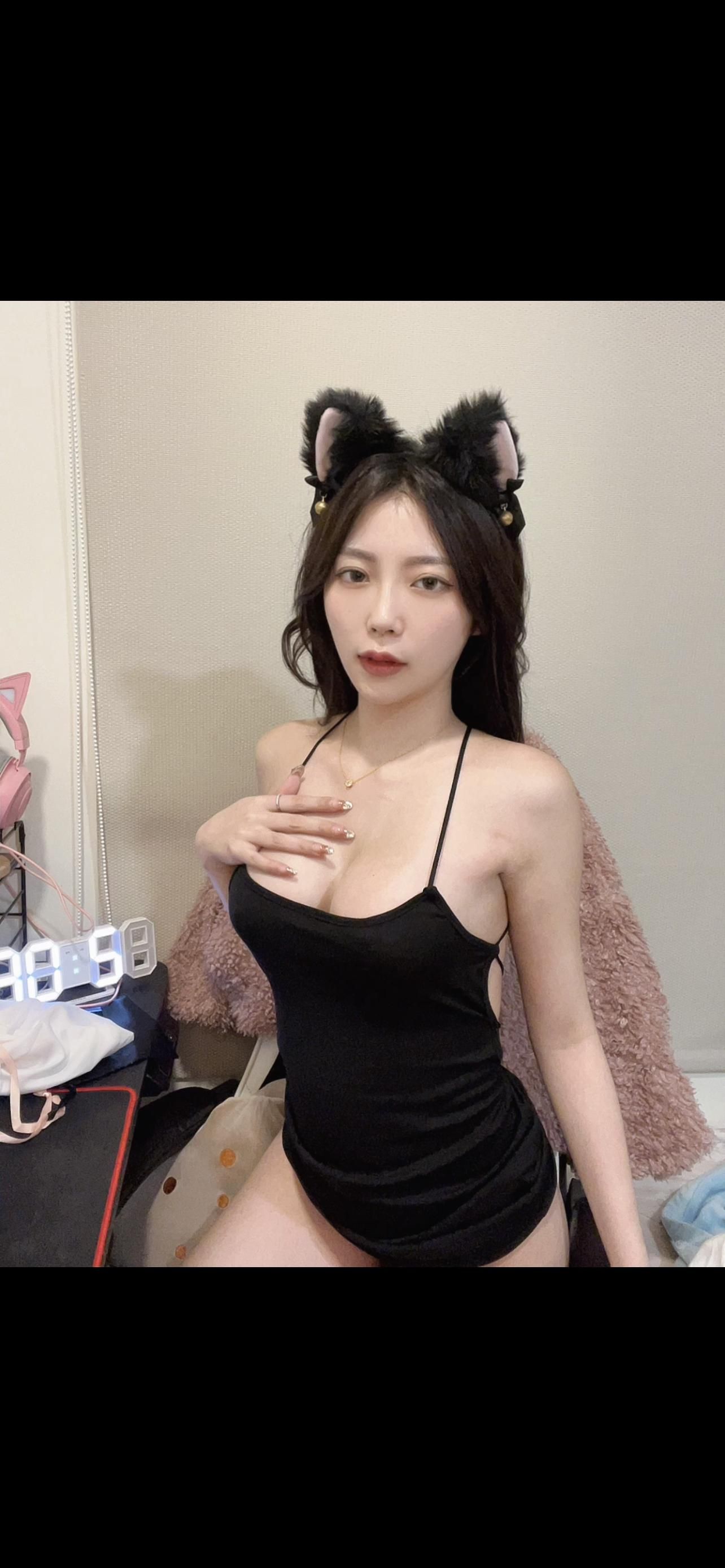 lolabb : 沒想到乖巧漂亮的女友，私下生活是這樣的淫蕩的逆襲
玩到翻白眼潮吹噴尿這麼淫蕩🔞Babe