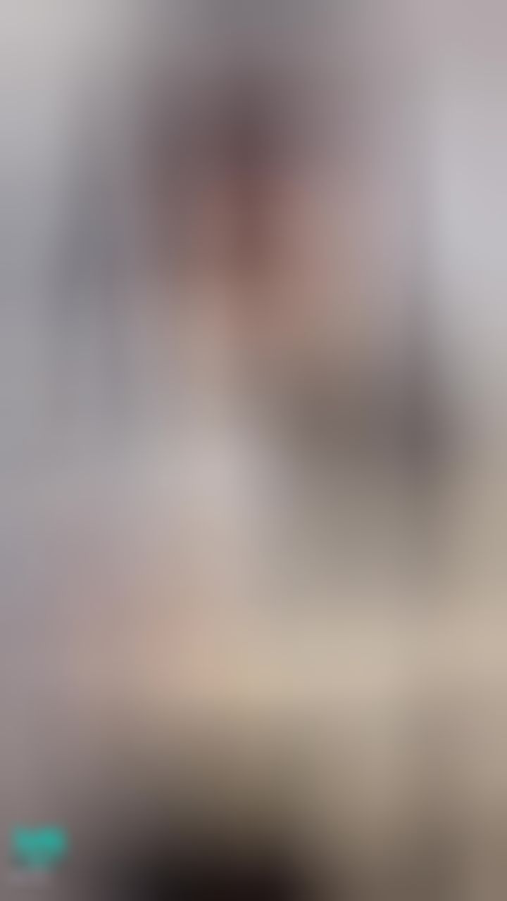 x****x : 穿衣服到慢慢脫掉到全裸