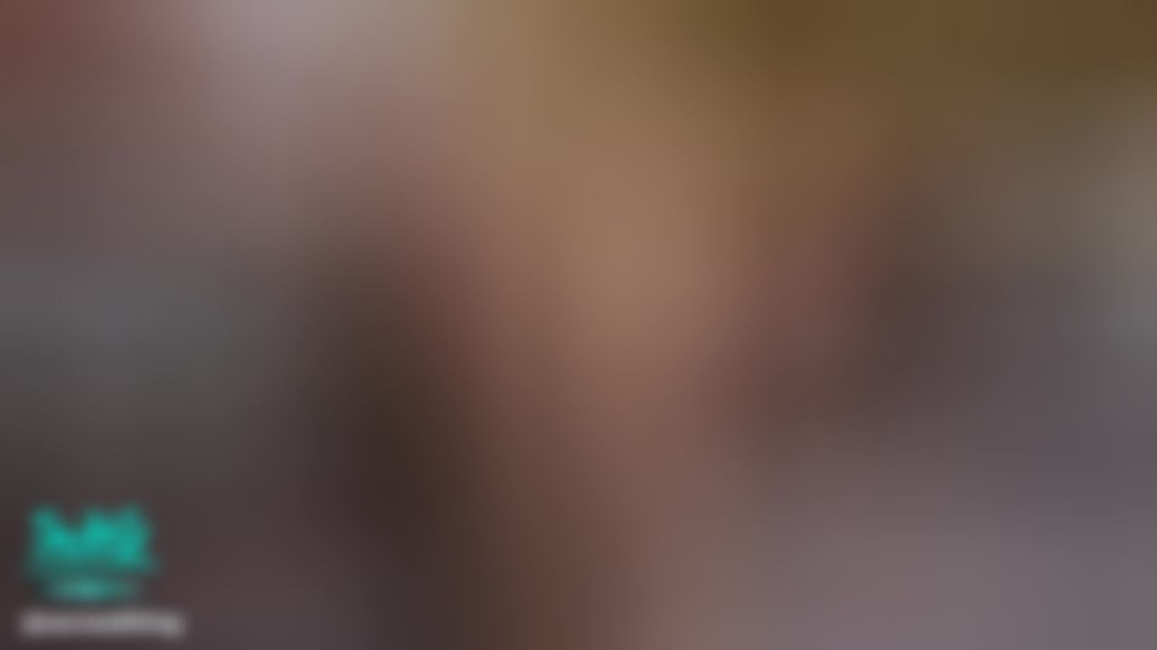  : 