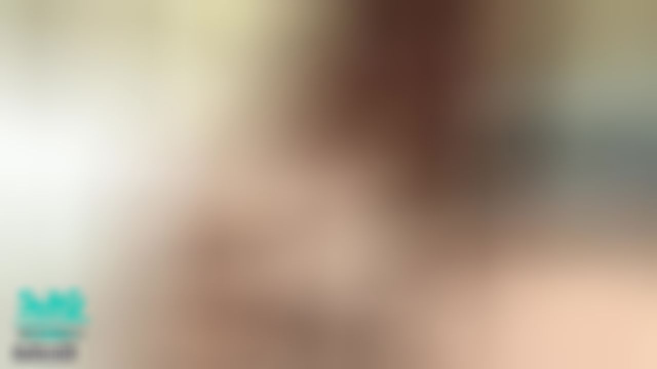 ninachi : 用白皙的胸部幫你夾......受得了嗎... #巨乳 #乳交 #BigTits #TittyFucking