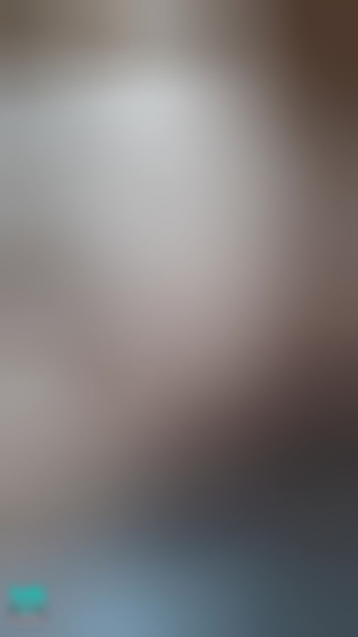 wolfbabi : 猜猜可以伸進去幾隻手指頭呀😜