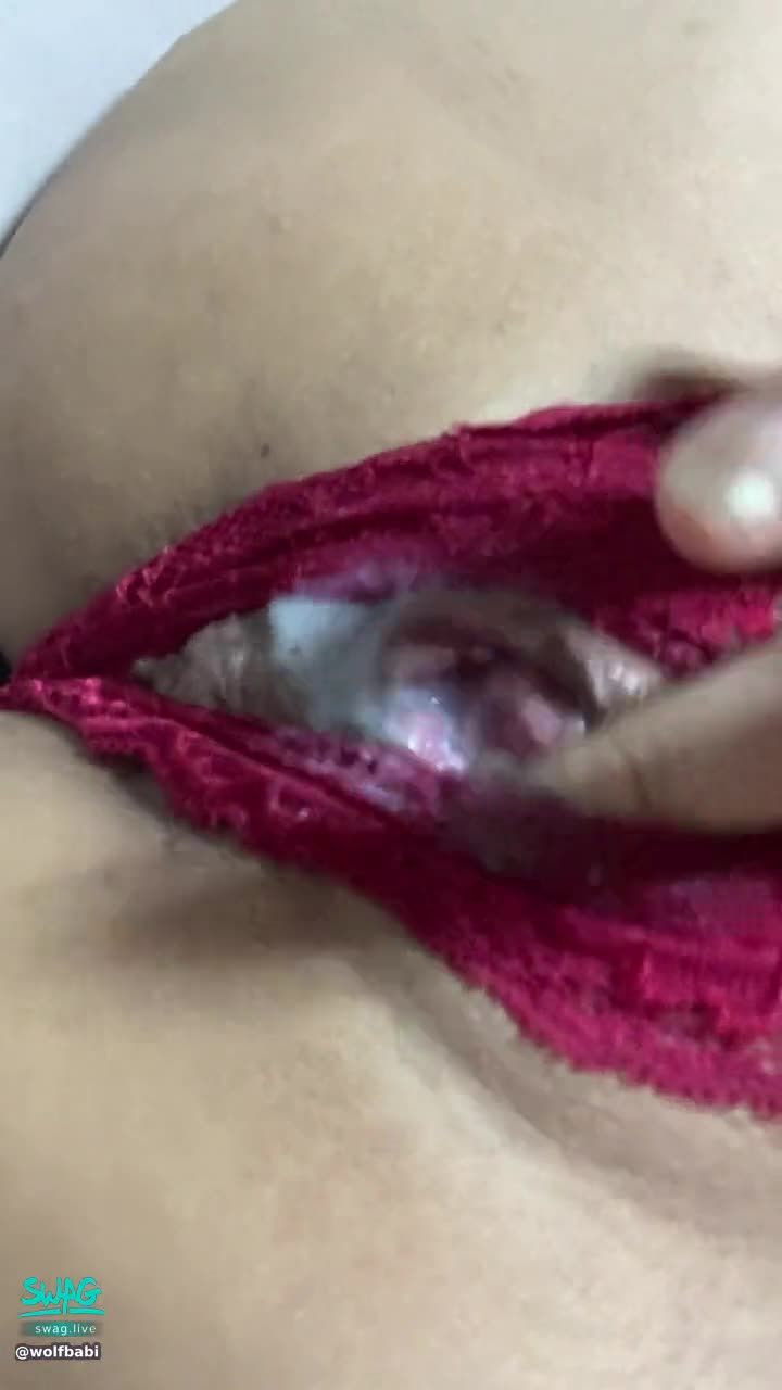 wolfbabi : 下播後用滿滿的白漿與呻吟慰慰