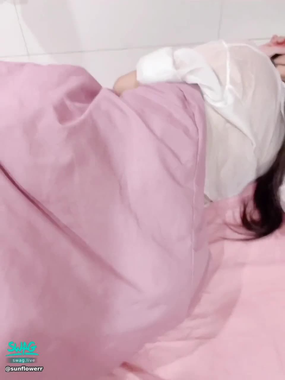 s********r : 女同事喝醉酒 直接帶回家無套中出