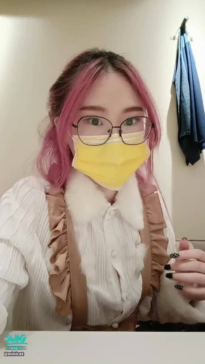 minicat : 換上戰袍上工囉！