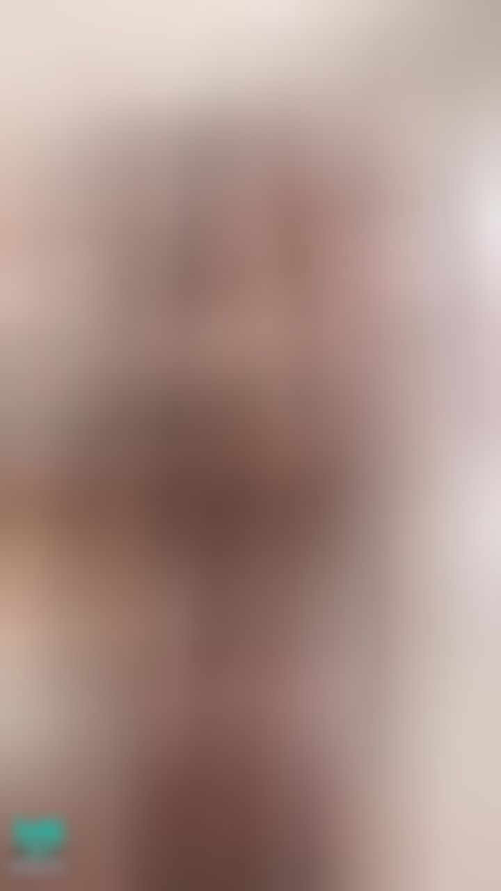  : 愛乳多一點暗黑版之黑絲學生妹淫蕩足交