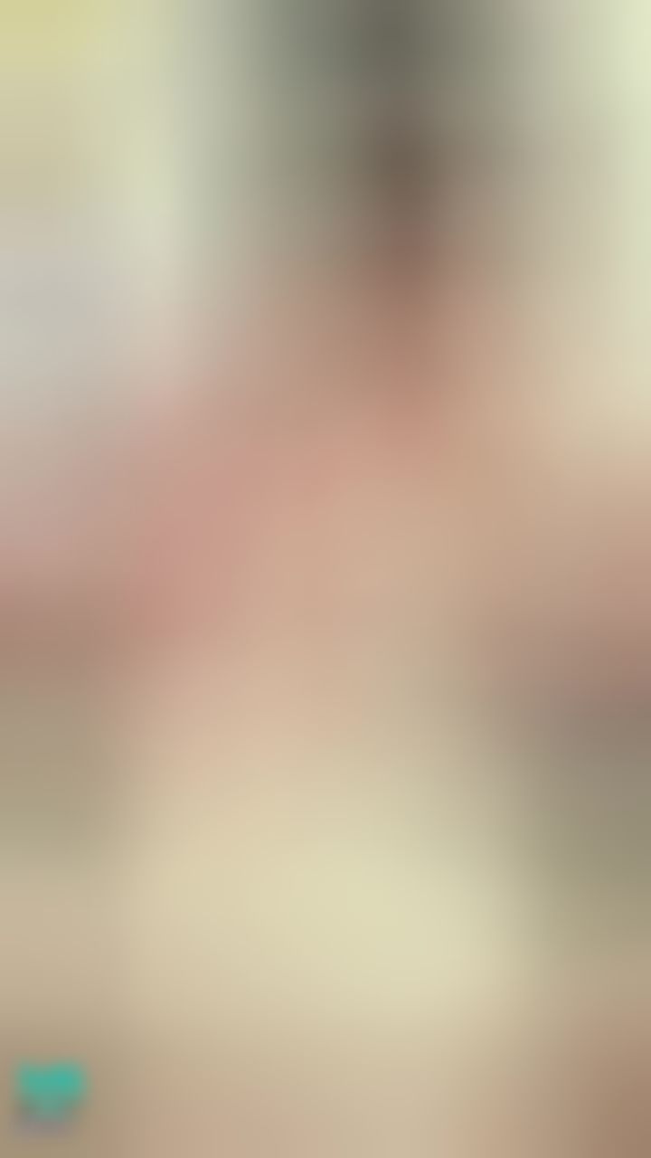 janicee : 馬尾與側乳😈