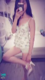 janicee : 揉揉酥胸💋
揉揉美胸😈
近拍美腿💙
低胸爆乳睡衣⭐
超短睡褲與花嫁系高跟鞋👠
Your sweet heart💚
#sexy #低胸 #性感 #深V #細肩帶 #赤腳 #裸足 #腿控 #長髮 #黑髮 #美腿 #鎖骨 #乳溝 #短褲 #高跟鞋